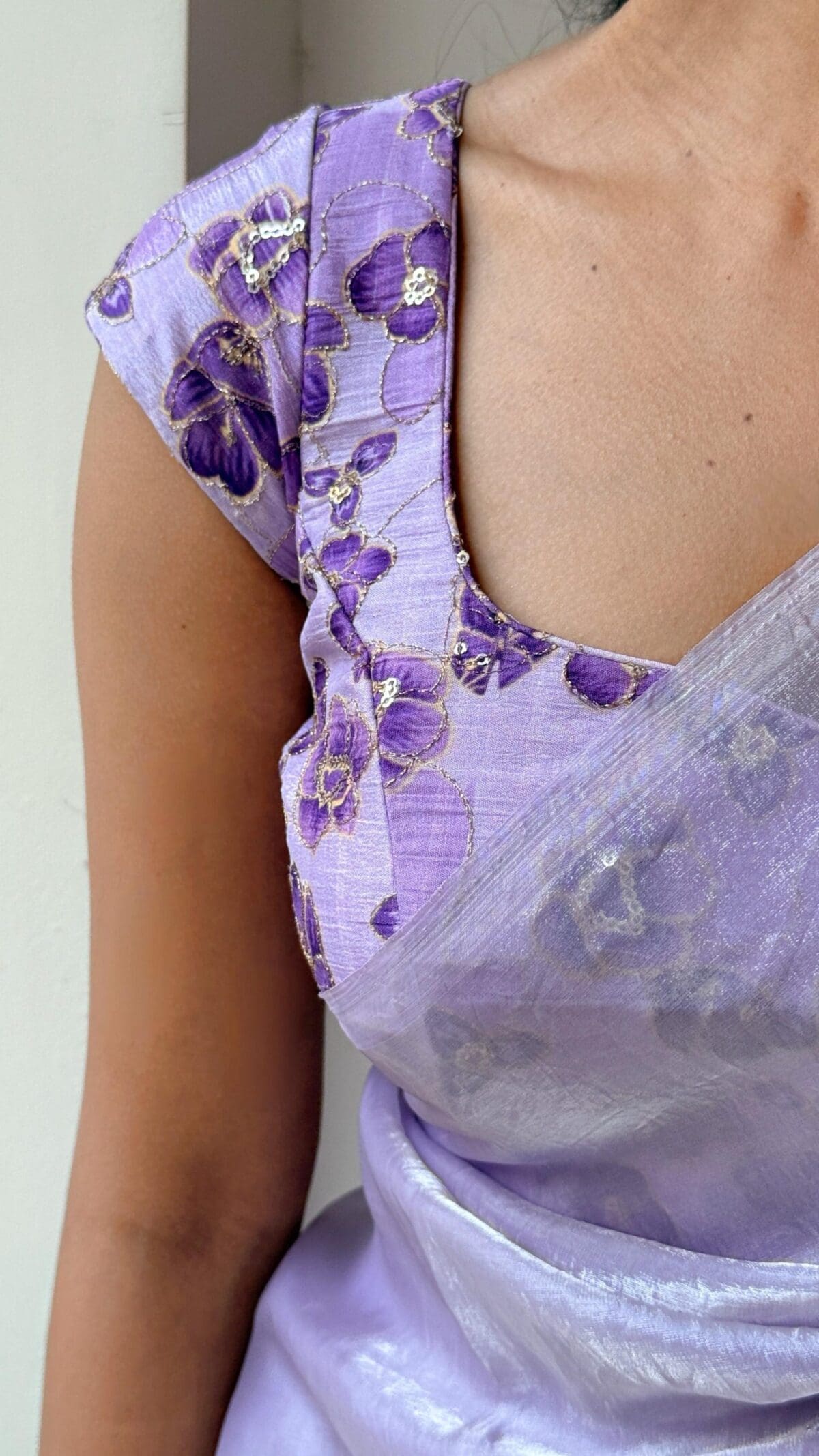 Space silk with floral blouse - Image 3