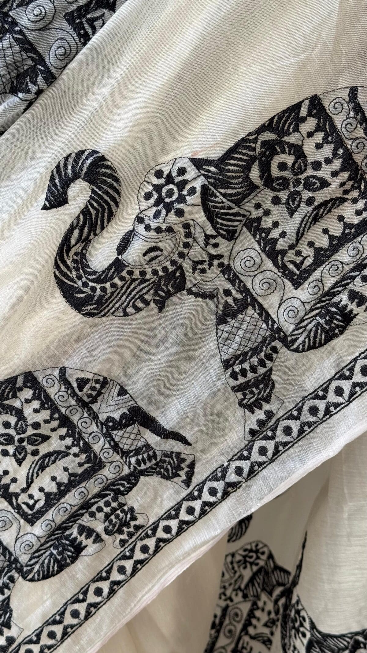 Elephant - Image 4